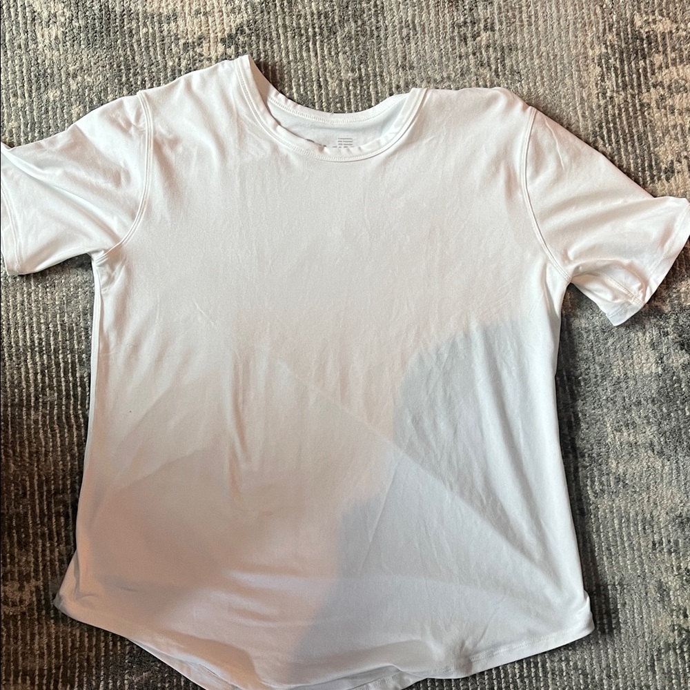 ZYIA White and Black Womans Short Sleeve Tees